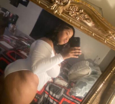 Caramel sexy bbw busty babe carfun outcall uber over if you provide transportation